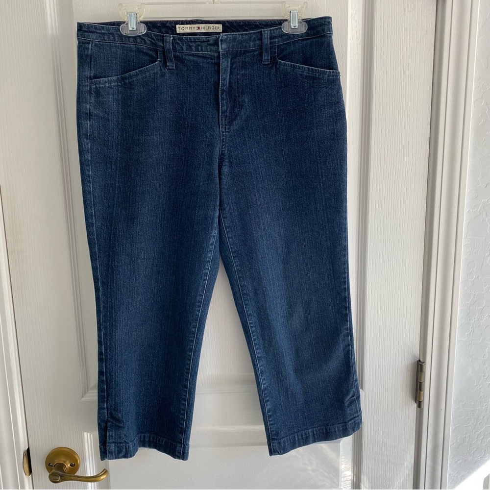 Tommy Hilfiger Capris Jeans Dark Wash Denim, Size 8